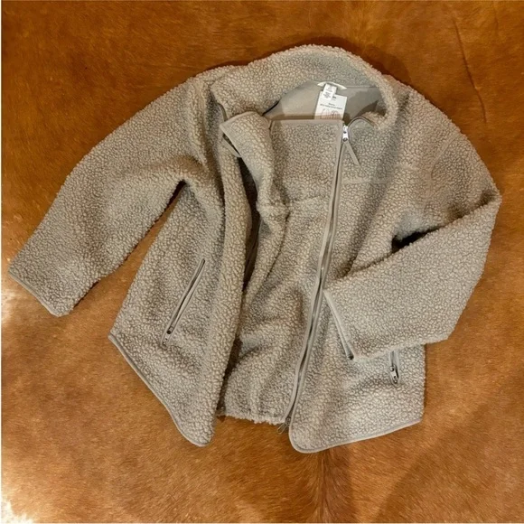 NWT H&M Babywearing before and after Sherpa Teddy Jacket Small - Picture 7 of 8